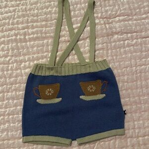 Oeuf New Suspender  Shorts New (no tags attached),size 4-5Y 100% cotton.